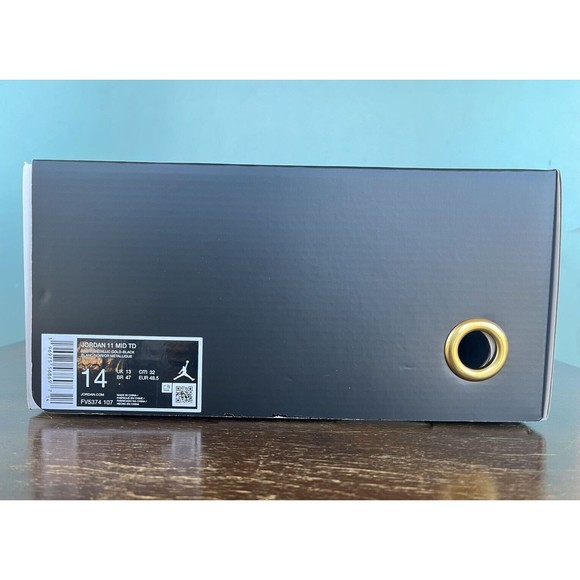 Nike Air Jordan 11 Mid TD "Gratitude" Football Cleats Men's Size 14 FV5374-107 - Picture 11 of 11